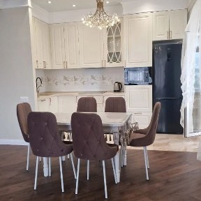 Продам квартиру в центре Алматы