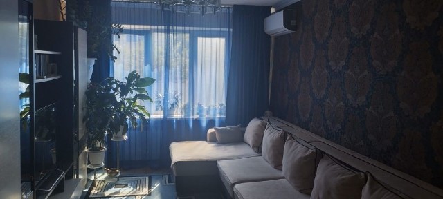 Продам трёх комнатную кваритиру