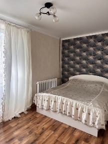 Сдам по суточно 2-х комнатную квартиру, чистая.