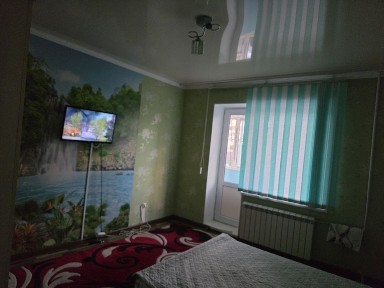 Сдам в аренду 1 ком. Квартиру возле НИША. На долгий срок сдачи