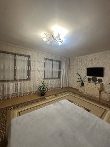 Продам дом большой добротный нахидится в село Мынбаева Алматинская обл