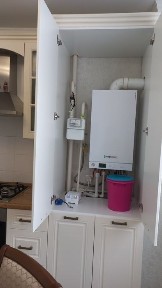 Продам 3 комнатную квартиру район Алтын Орда возле ресторана Костер