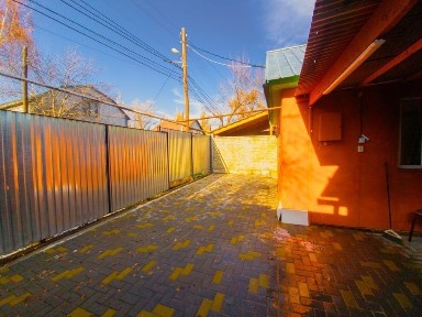 Срочно продаю дом в центре города