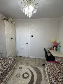 Продам 4 к. кв. в 11 мкр.