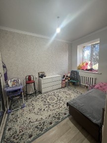 Продам трехкомнатную квартиру