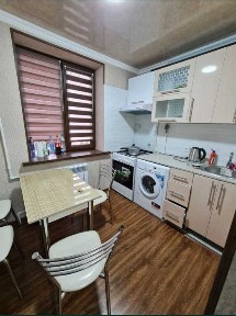 Жамбылская область, Тараз, Золотой квадрат