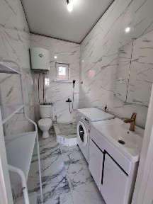 Продаю дом 2-х комнатный, с большой территорией, евро ремонтом