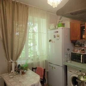 Продам 3-комнатную Атакент, центр города