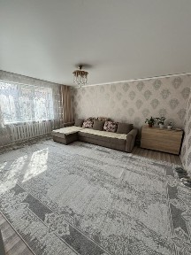 Продается уютный 4-комнатный дом для вашей семьй.