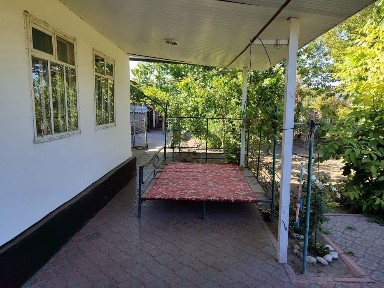 Продается дом в залинии барачного типа