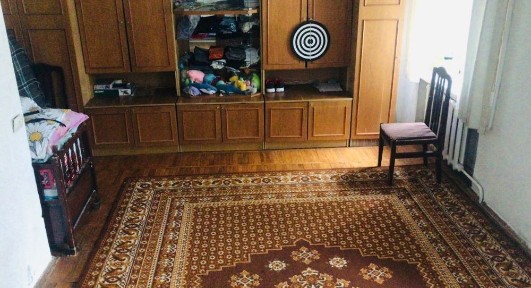 Квартира сдается в центре.