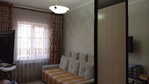 Срочно продам 4х комнатную квартиру