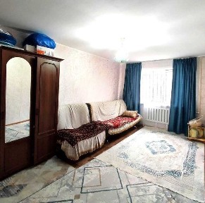 Продаю 3х комн. квартиру на 1м этаже на 3 микрорайоне.