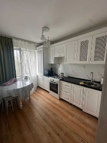 Продам 3 ком. квартиру на 11 мкр