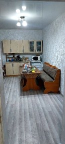 Продаю просторный дом с большим участком земли