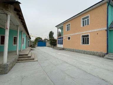 Большой дом для бизнеса