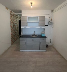 Құлсары 5 мкр 3 дом 2 этаж 1 ком үй жалданады