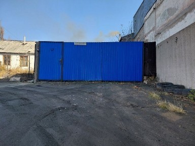 Продам 2 дома земельный участок 16 соток.