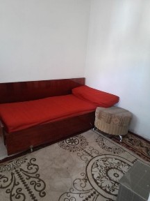 Сдам времянку на двоих.