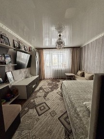 Продаётся квартира двухкомнатная м-он Нурай дом 4, четвертый этаж