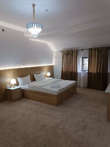 Гостиница GOLD, ул. Досмухамедова 55