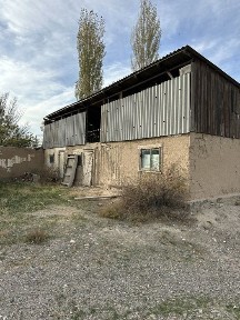 18 соттык жерымен уй сатылады