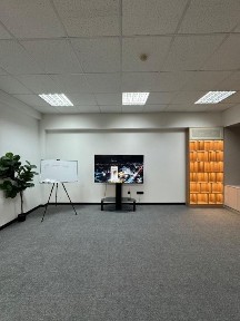 Просторный конференц-зал для успешных мероприятий