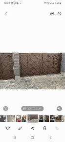 Уй сатылады. Жаксы жерде орналаскан