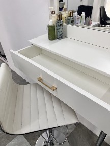 Сдам в аренду место для макияжа