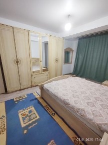 Продам 2 комнатную квартиру возле Алма сити 5. По ул. Алтын орда.