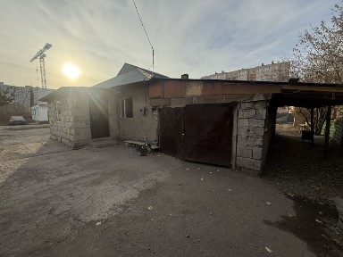 Продам дом на разбор