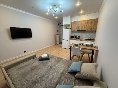 Сдается студия почасам мкр Шугыла 1-ком.