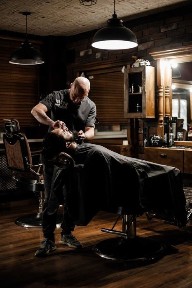 Сдается в аренду кресло в барбершопе