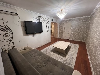 Сдам 3 ком кв в центре астаны по проспекту республики!