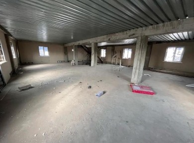 дом с участком и подвалом в центре города