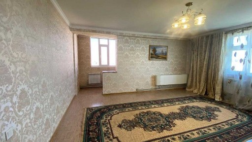 Продам 2 ком квартиру, Нурсат, вдоль аллеи