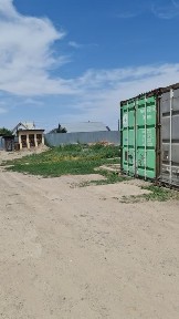 Продам дом и общежитие на одном участке