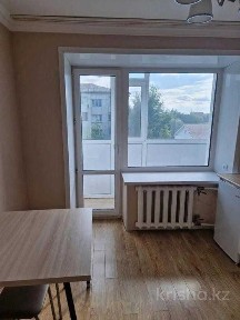 Продажа 1-комнатной квартиры 41кв. м ул. Павлова 1990год