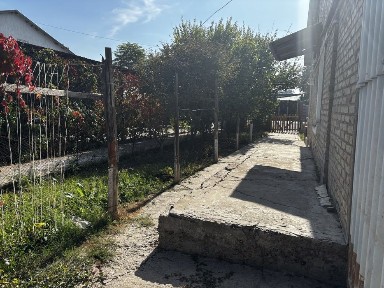 Үй сатыладыы 4 болмели. Жетысай каласы аймаутов кошеси