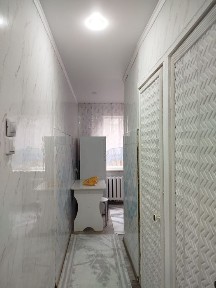 Тургенев Абая қиылысында квартира ұзақ мерзімге 2 бөлмелі квартира жал