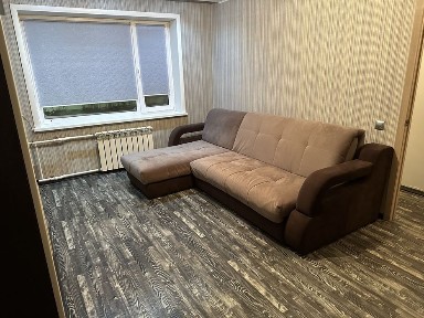 Сдам 2 ком квартиру по абая 67