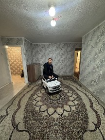 3 комнатная квартира по пр. Республики, теплый дом