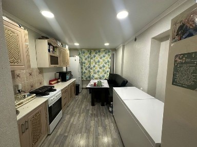 Продам 4-х комнатную квартиру по ул. Гагарина