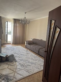 Нужна девушка или женщина подселение серезная и без вредных привычек