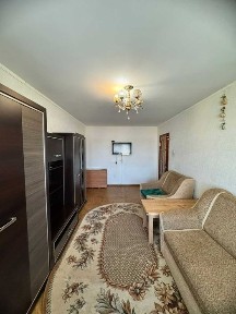 Продам 2х комн кв по Абая