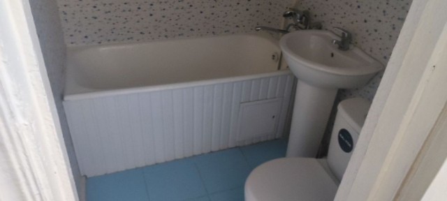 Продается квартира в центре на против магазина SMART Абая 196