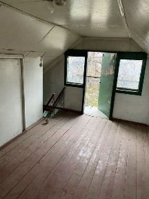 Срочно продается двухэтажная дача