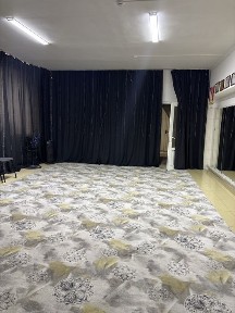 Сдается зал по часам