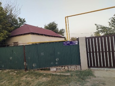 Үи сатылады. Асық ата Мелдеби көшесі 13үи