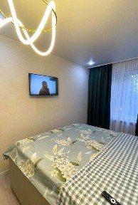 1500 теңге Час. 1-но комнатная в центре. Абая